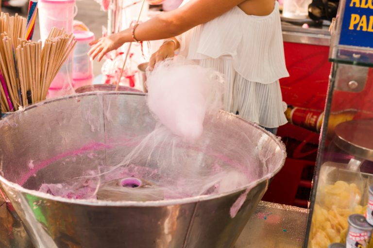 Cotton Candy Spinning